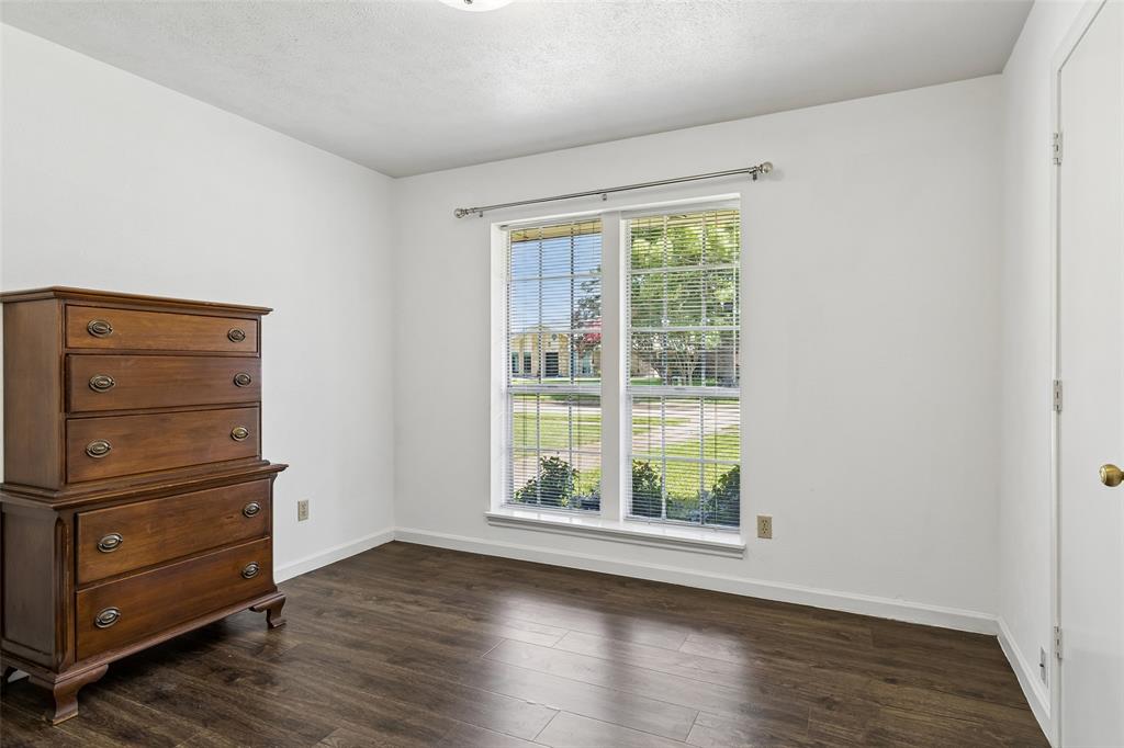 602 Wentworth Drive Property Photo 31