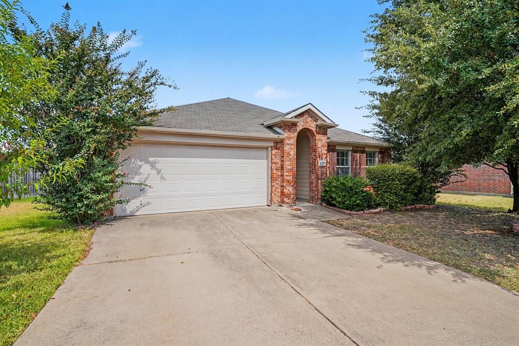 1327 Primrose Drive Property Photo 1