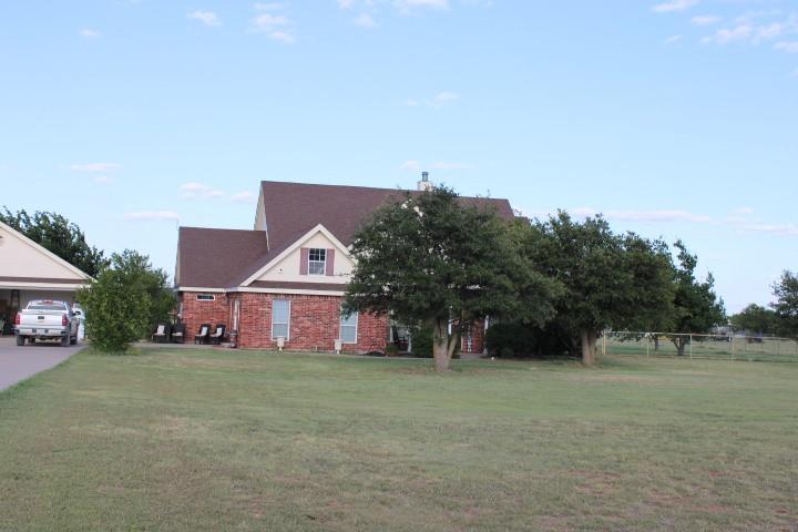 261 Fry Boulevard Property Photo 1