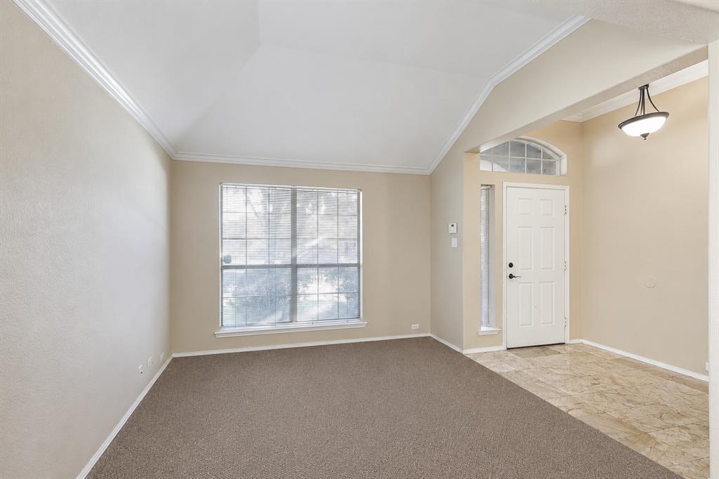 3812 Acacia Trail Property Photo 4