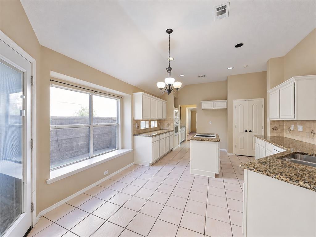 3812 Acacia Trail Property Photo 13