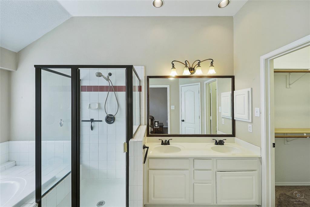 3812 Acacia Trail Property Photo 17