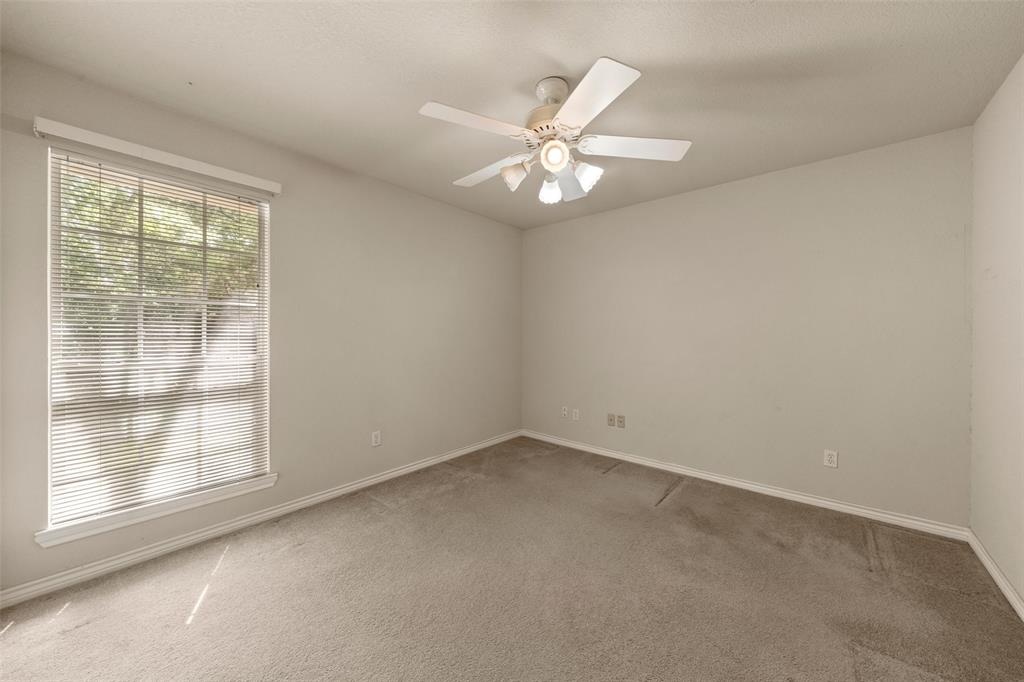 23008 Whispering Meadow Drive Property Photo 13