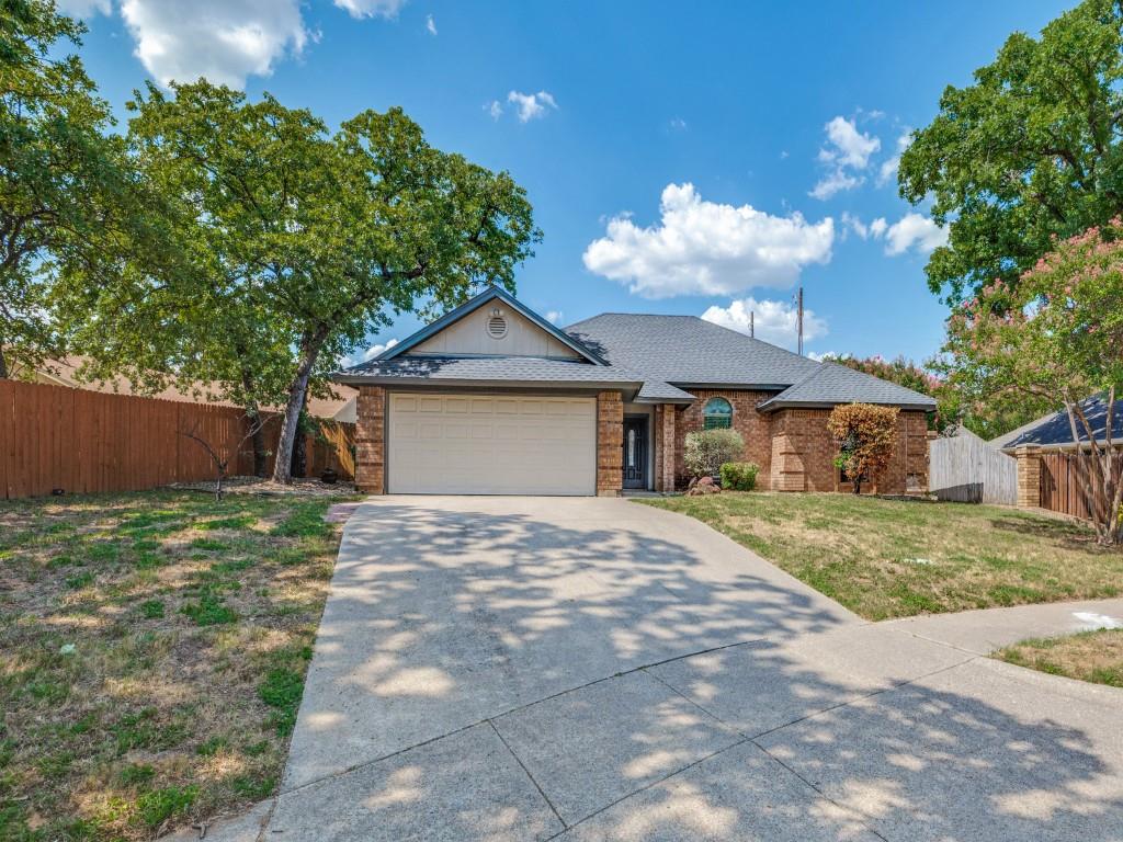 3401 Crescent Court Property Photo 1