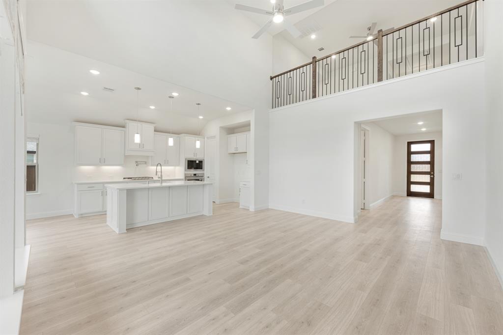 14542 Lovelace Street Property Photo 6