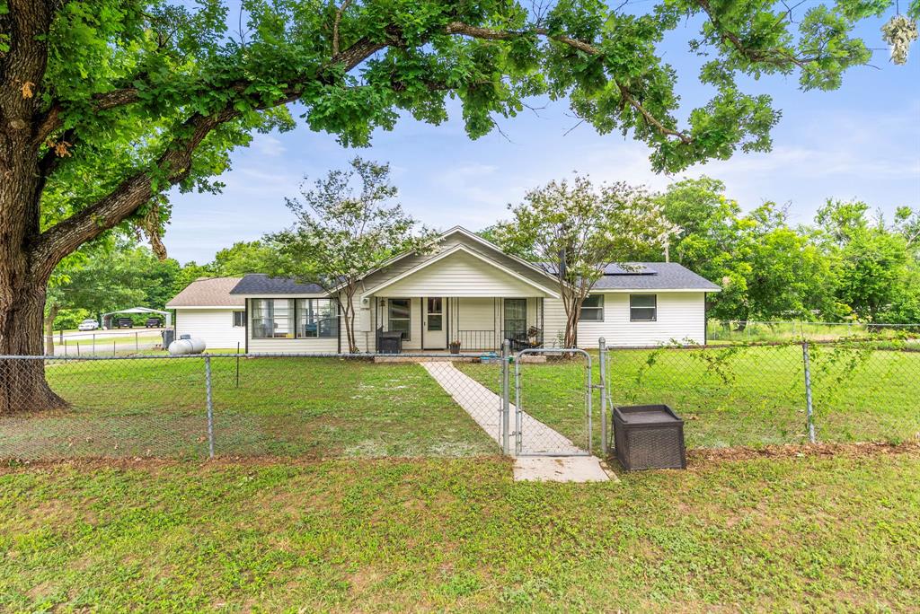 3938 County Road 324 Property Photo 4
