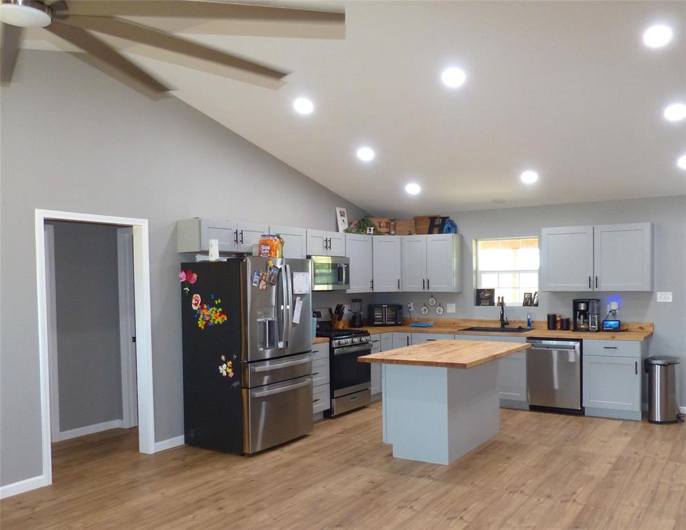 1277 Fm 1028 Property Photo 4