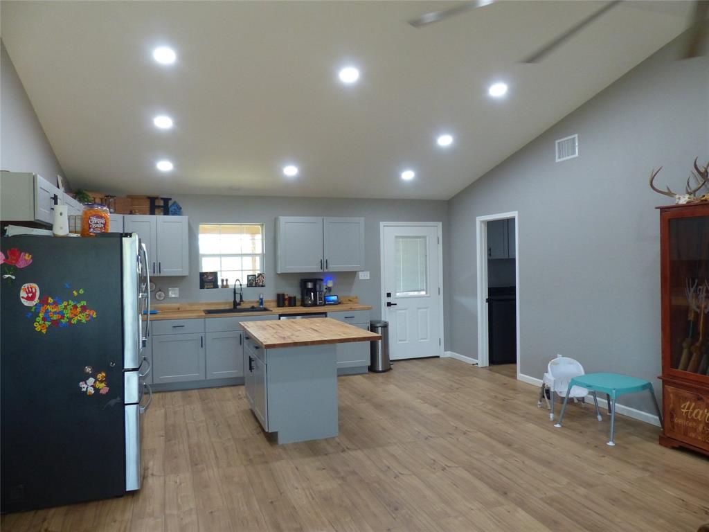 1277 Fm 1028 Property Photo 5