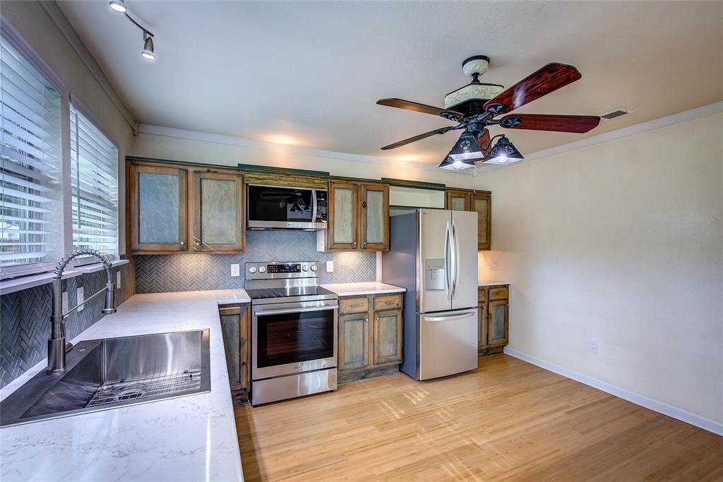 1918 Walworth Street Property Photo 14