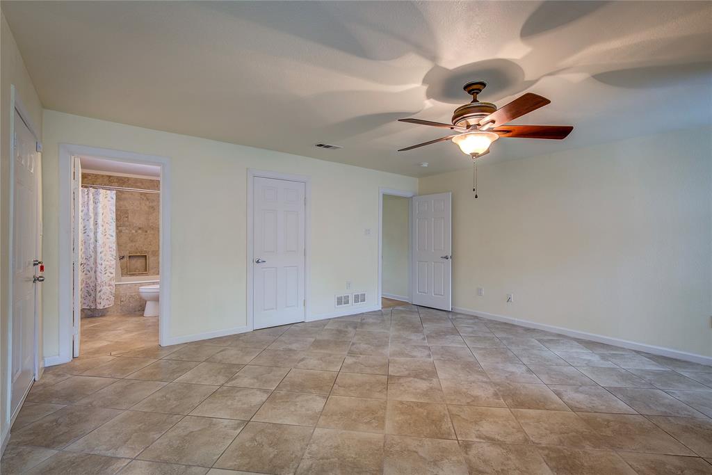 1918 Walworth Street Property Photo 20