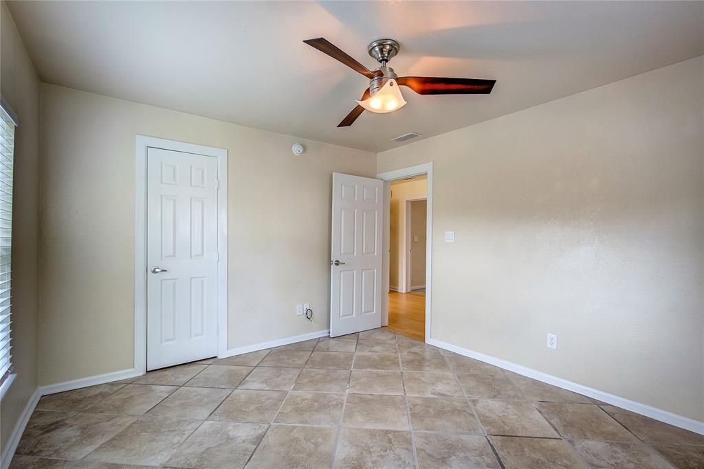 1918 Walworth Street Property Photo 22