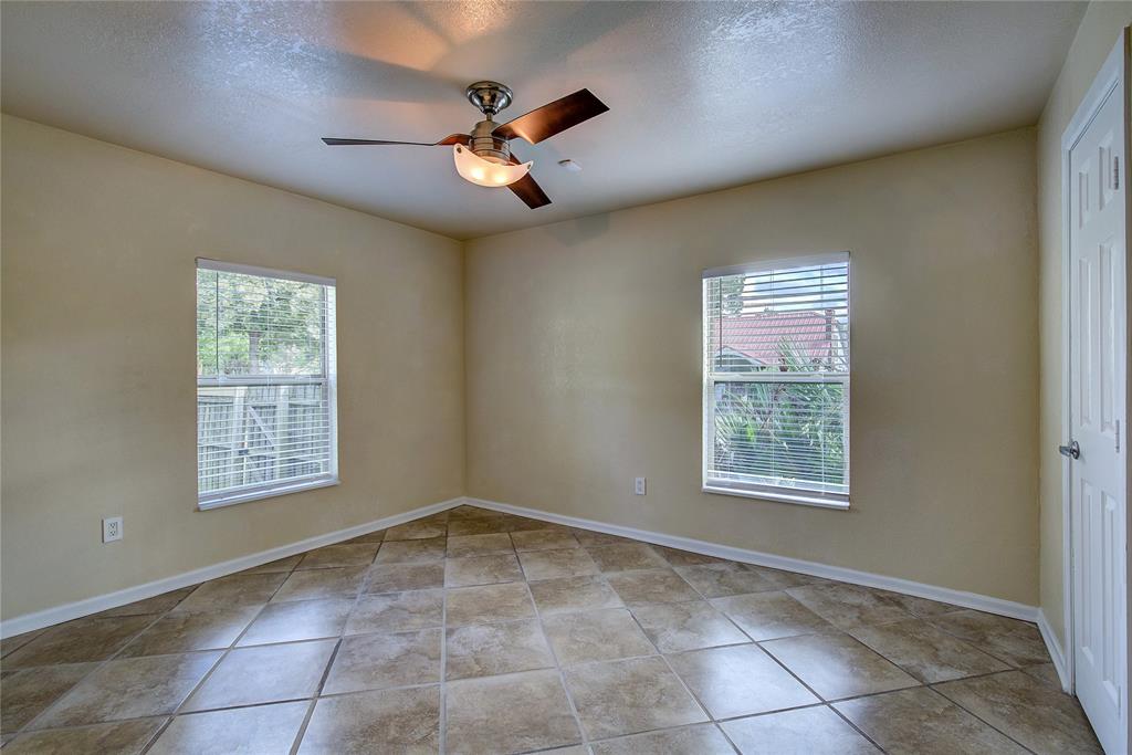 1918 Walworth Street Property Photo 23