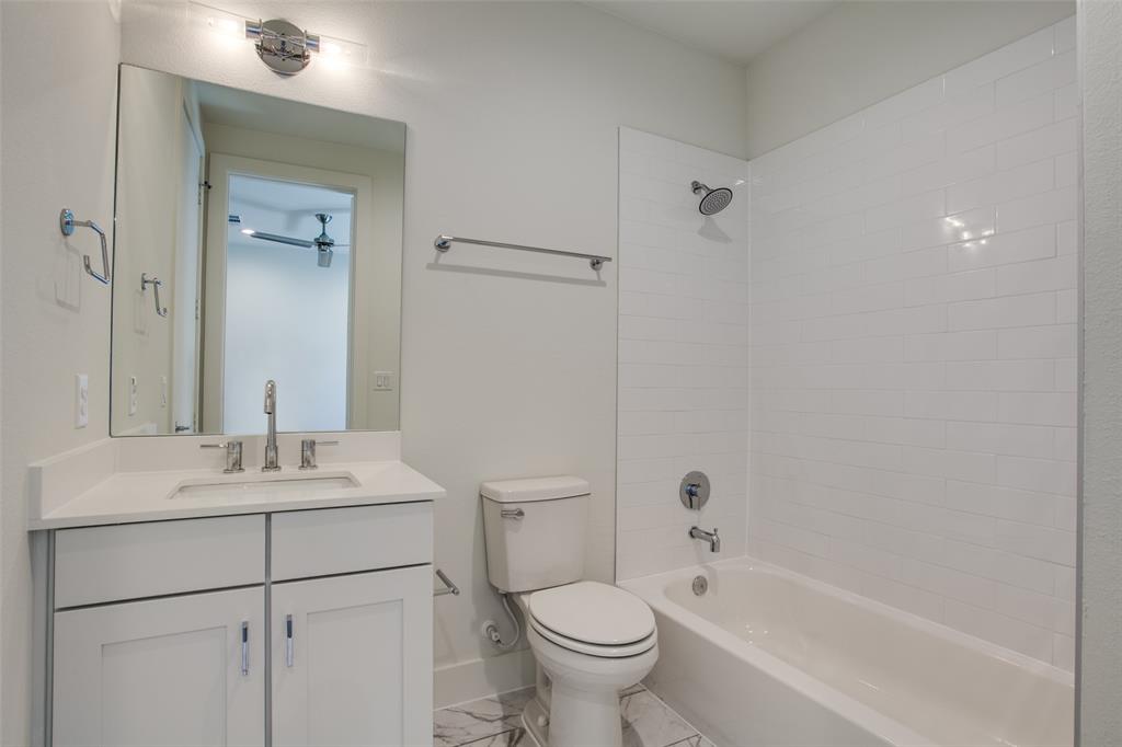 4419 Cabell Drive 203 Property Photo 18