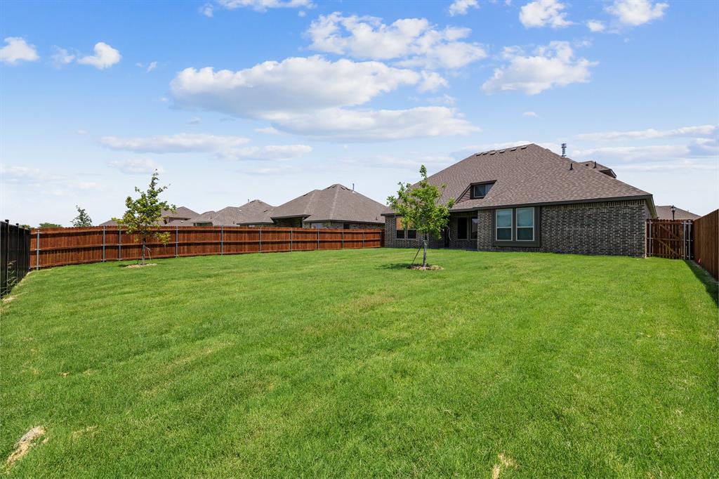 1216 Blanco Trail Property Photo 4