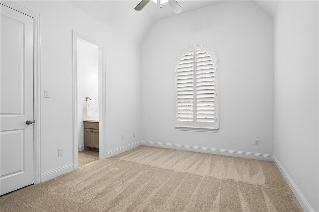 10801 Sycamore Falls Drive Property Photo 30