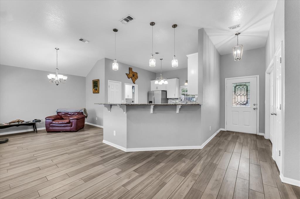 7 Market Loop Property Photo 7