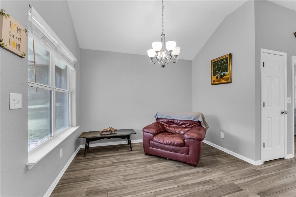 7 Market Loop Property Photo 8