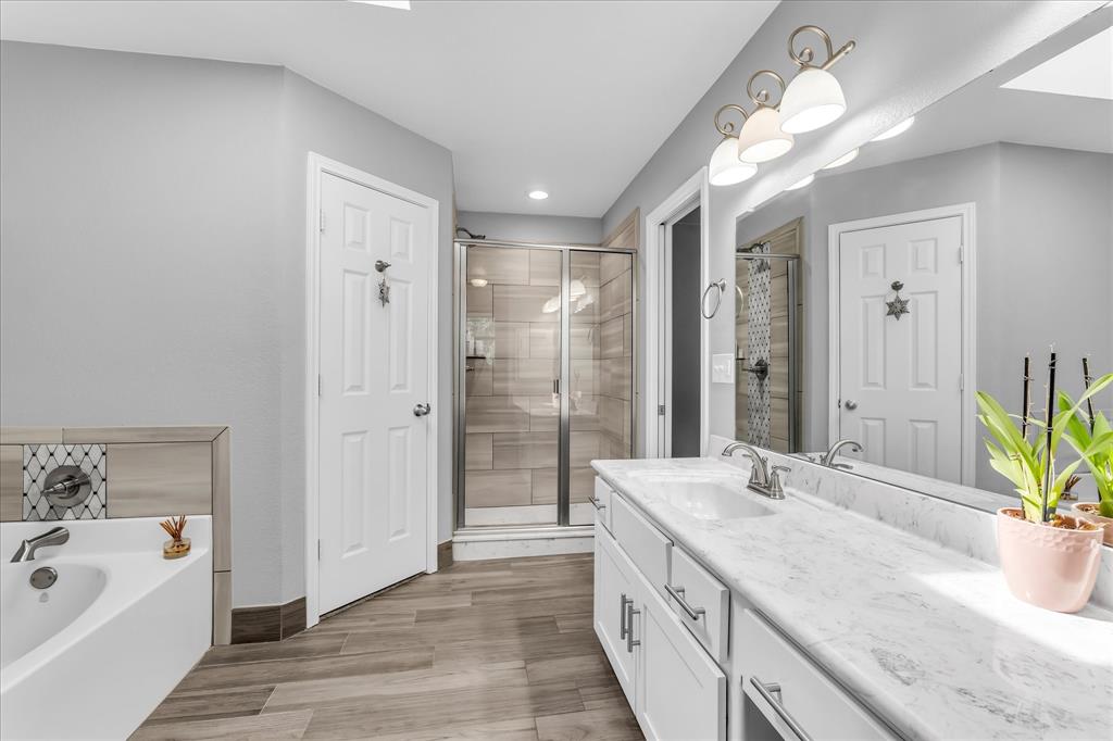 7 Market Loop Property Photo 13