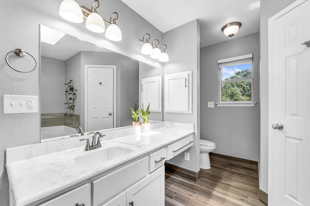 7 Market Loop Property Photo 15