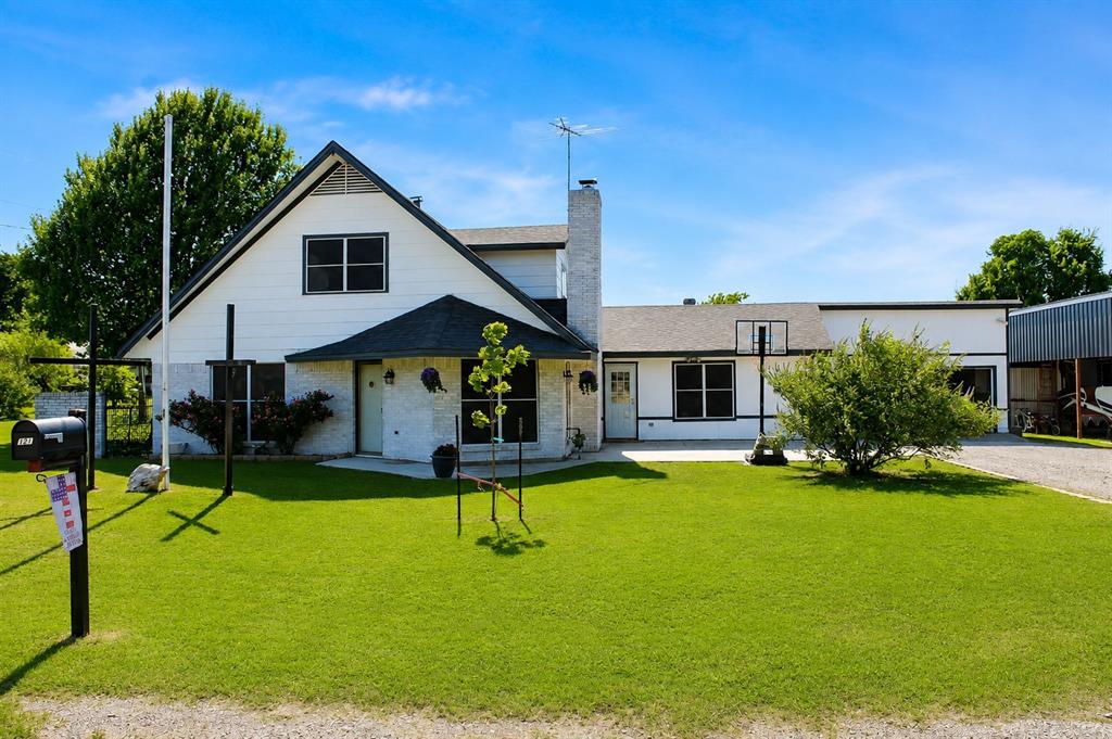 121 Port O Call Court Property Photo 1