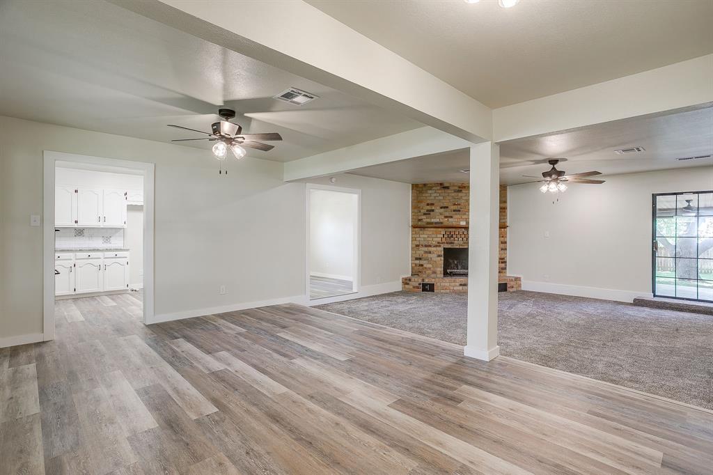 1009 Abbie Lane Property Photo 4