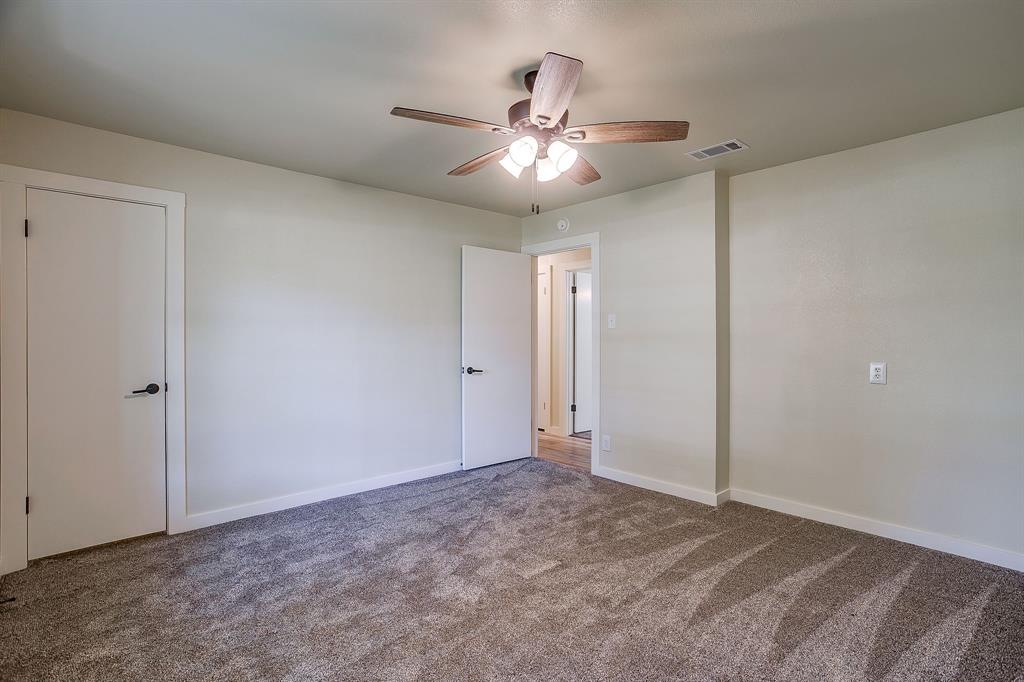 1009 Abbie Lane Property Photo 17