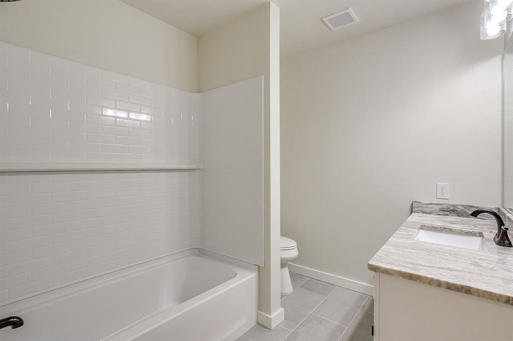 1009 Abbie Lane Property Photo 18