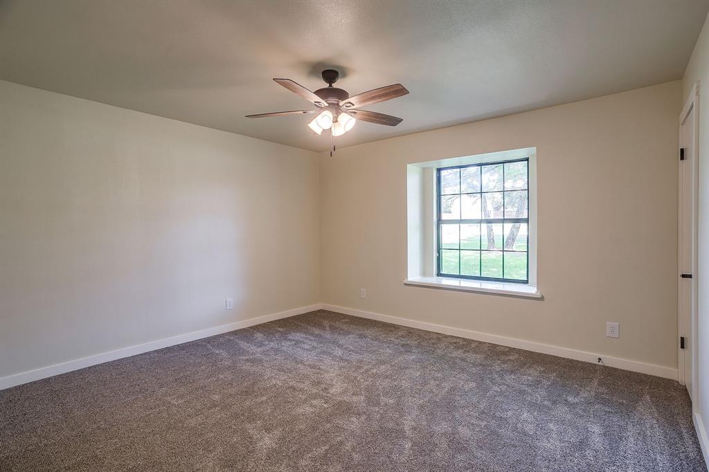 1009 Abbie Lane Property Photo 20