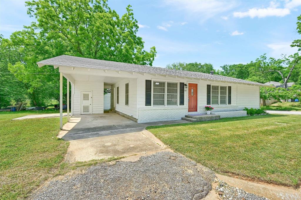 501 S Eddy Avenue Property Photo 3