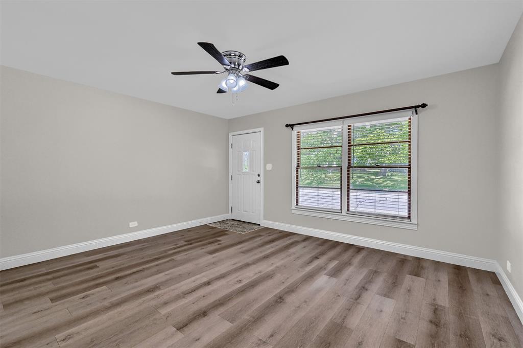 501 S Eddy Avenue Property Photo 6