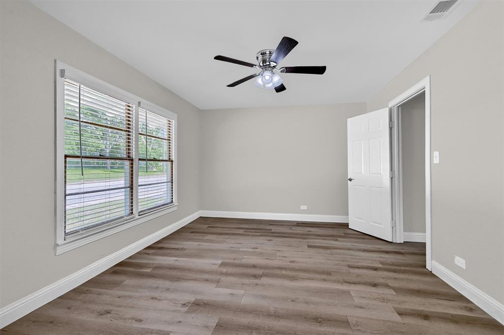 501 S Eddy Avenue Property Photo 17