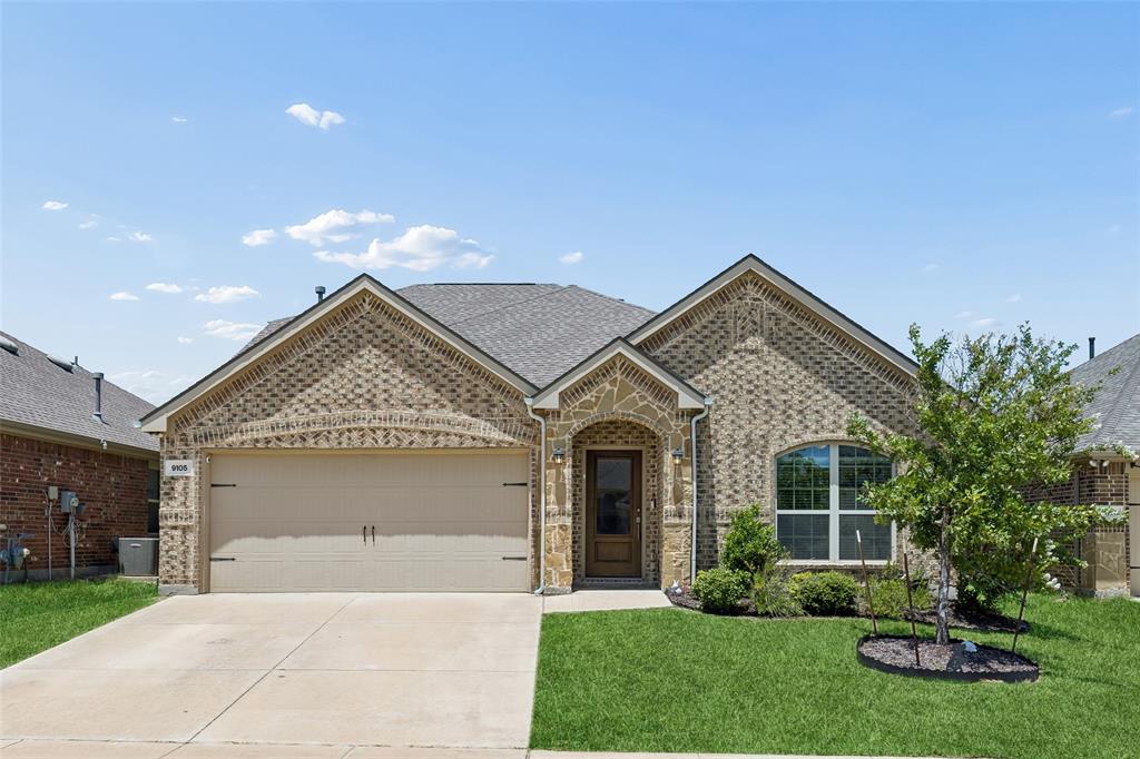 9105 Silver Dollar Drive Property Photo 3