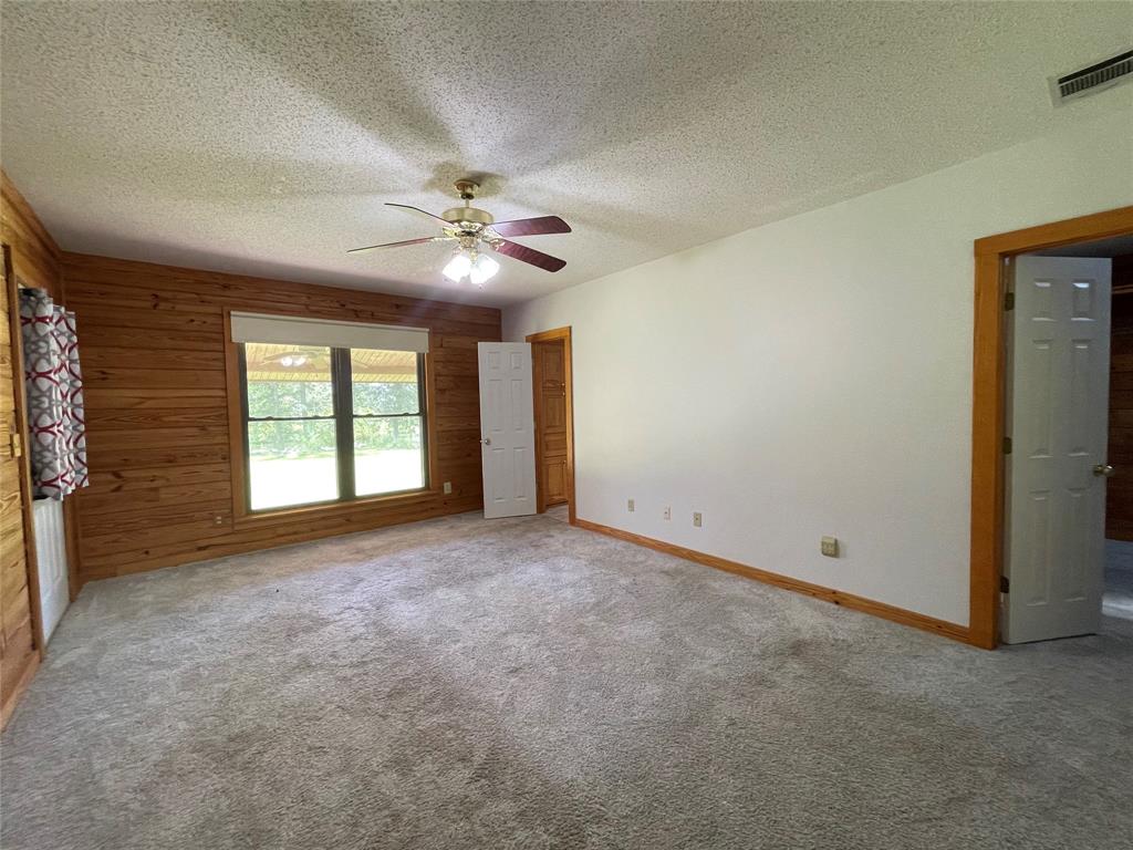 184 Hall Road Property Photo 11
