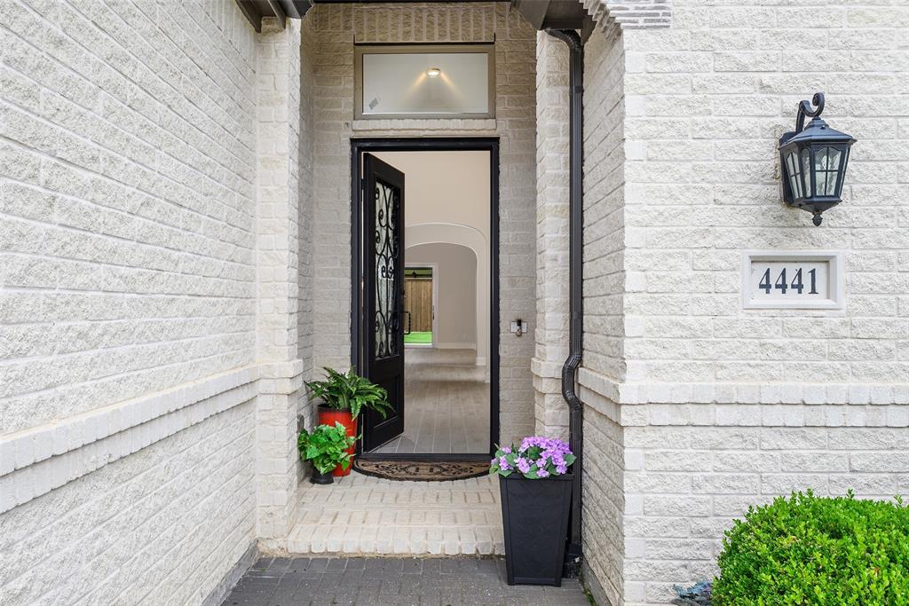 4441 Cotton Belt Drive Property Photo 3