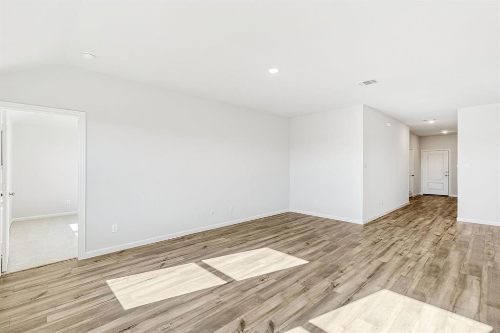 3711 Brewster Property Photo 7