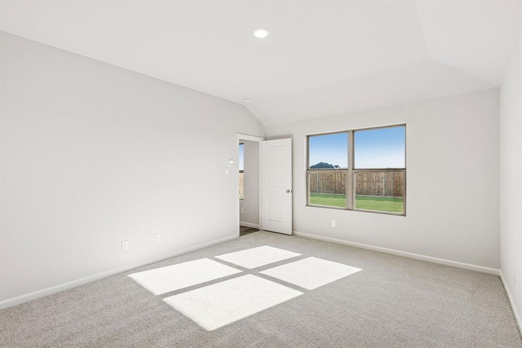 3711 Brewster Property Photo 9