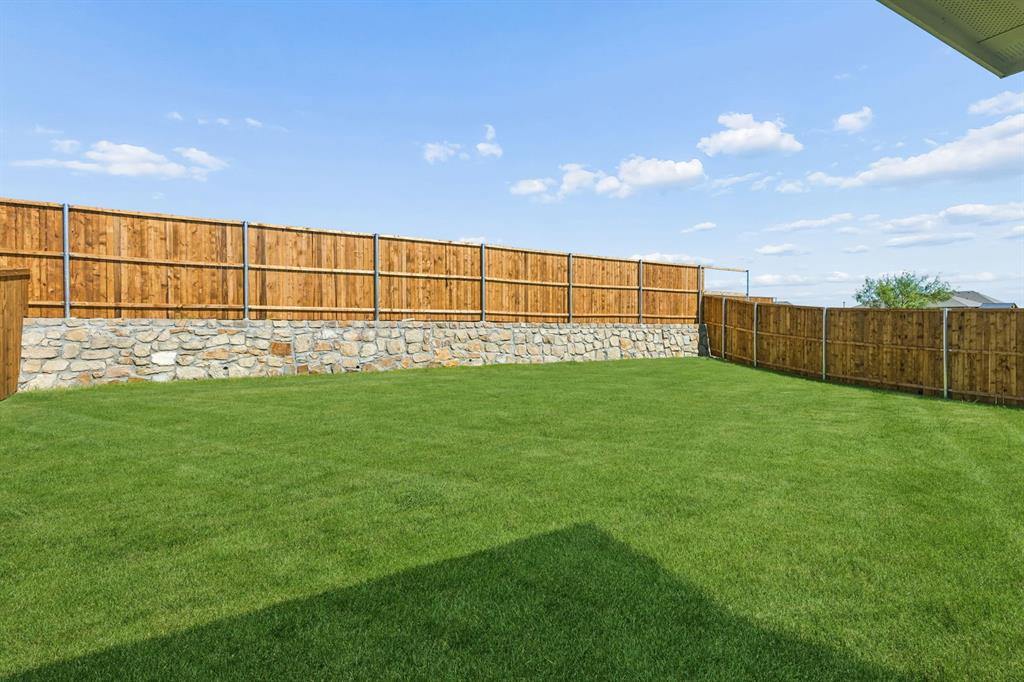3711 Brewster Property Photo 18
