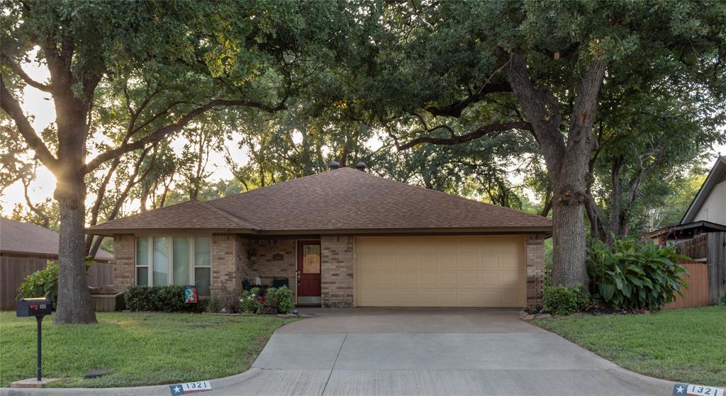 1321 Brookfield Lane Property Photo 1