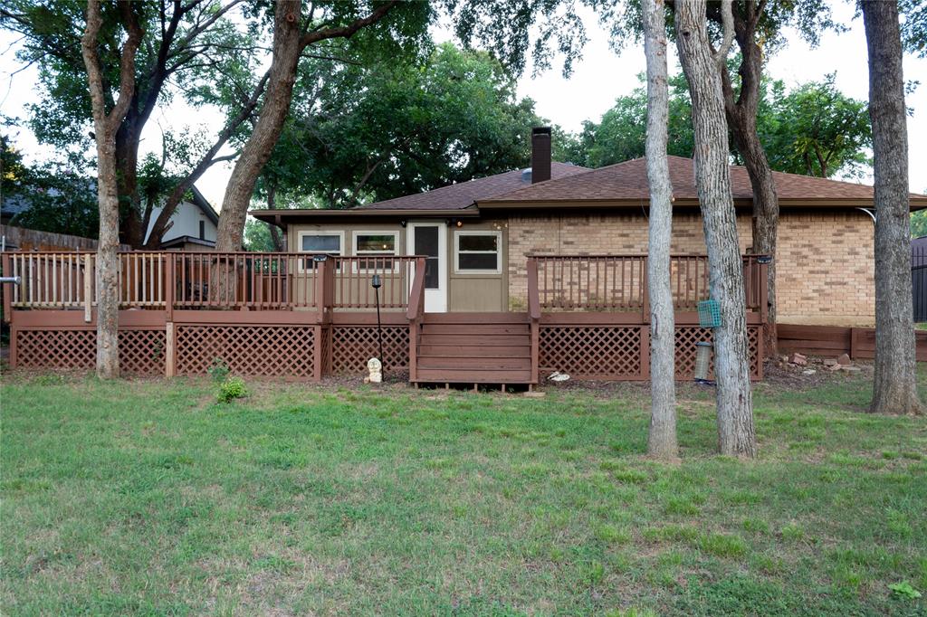 1321 Brookfield Lane Property Photo 5