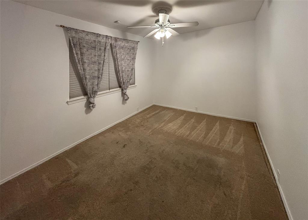 1321 Brookfield Lane Property Photo 9