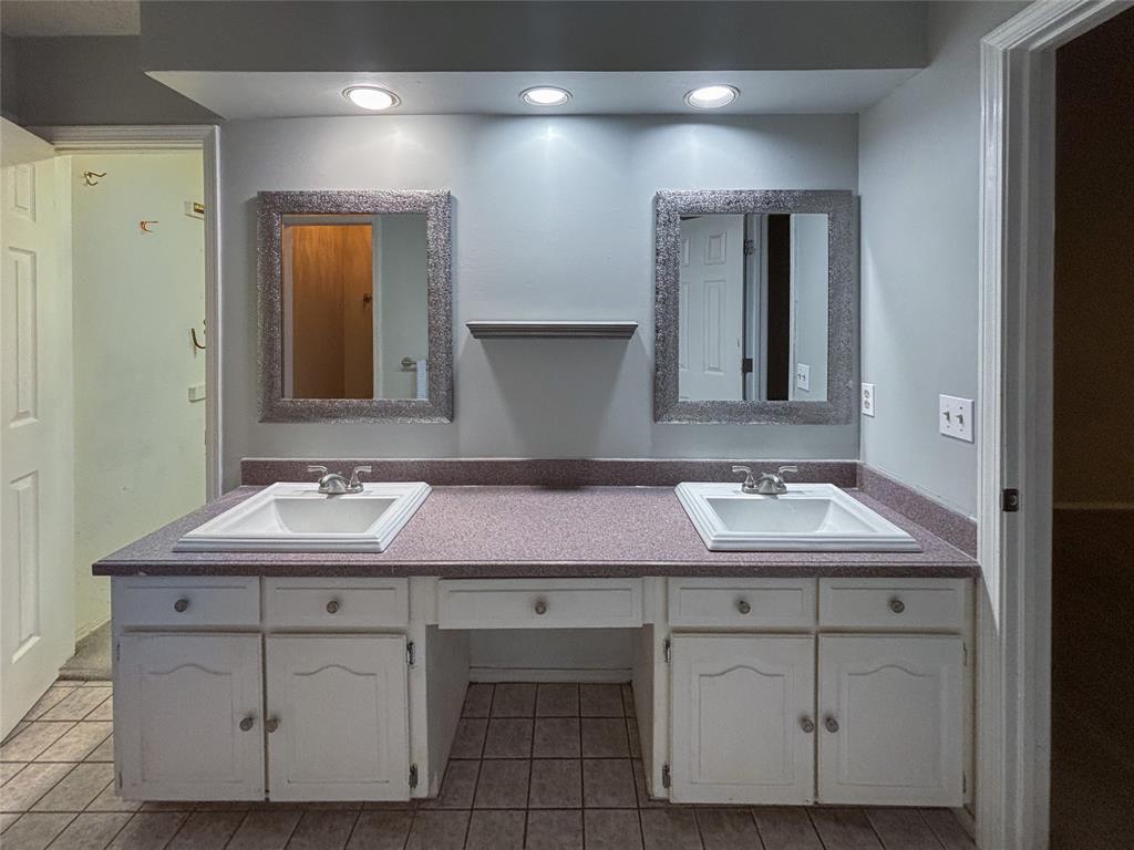 1321 Brookfield Lane Property Photo 17