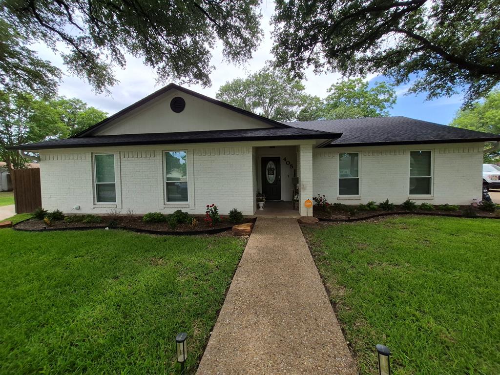 405 W Lindenwood Lane Property Photo 1