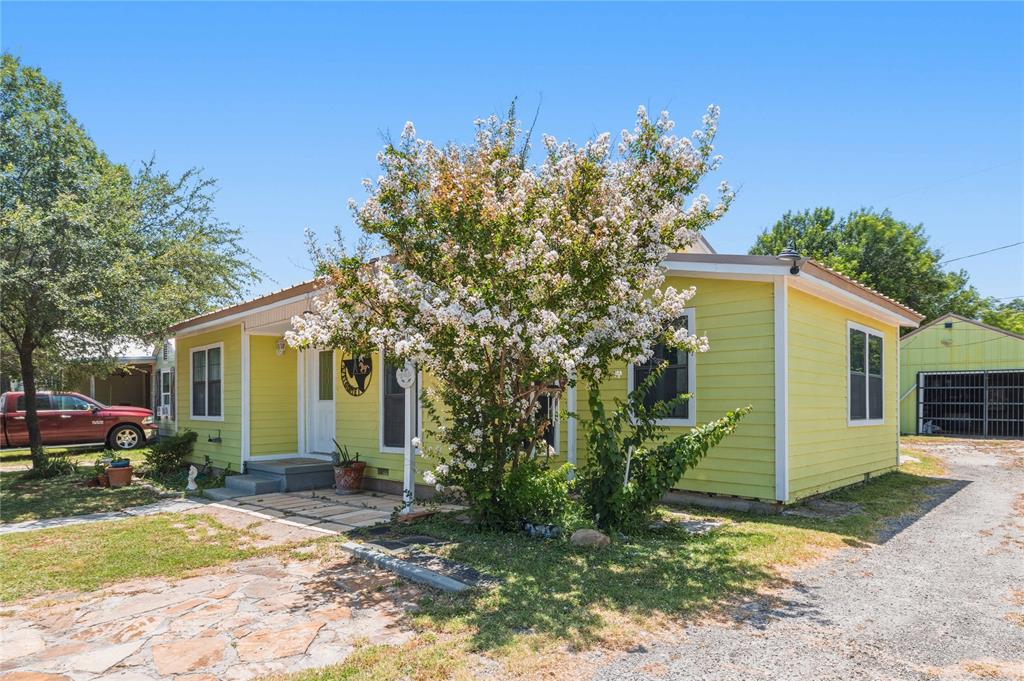 1015 San Benito Drive Property Photo 1