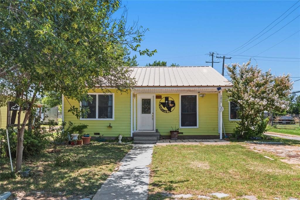 1015 San Benito Drive Property Photo 2