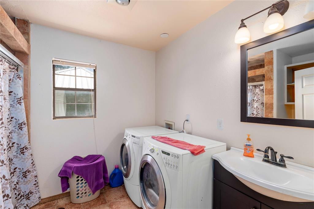 1015 San Benito Drive Property Photo 10