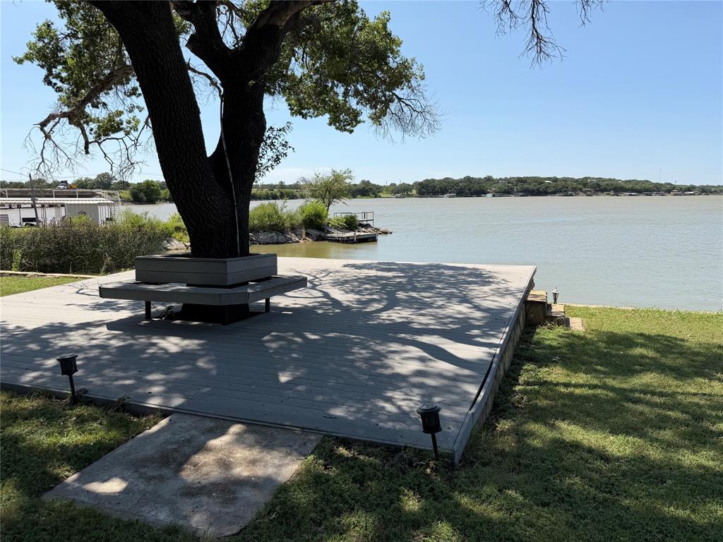 103 Lake Bridge Lane Property Photo 1