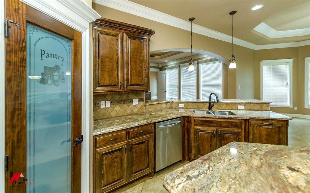 5321 Mirabeau Circle Property Photo 18