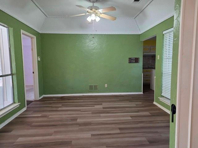604 S Briarcrest Drive Property Photo 4