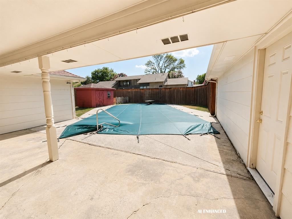 604 S Briarcrest Drive Property Photo 37