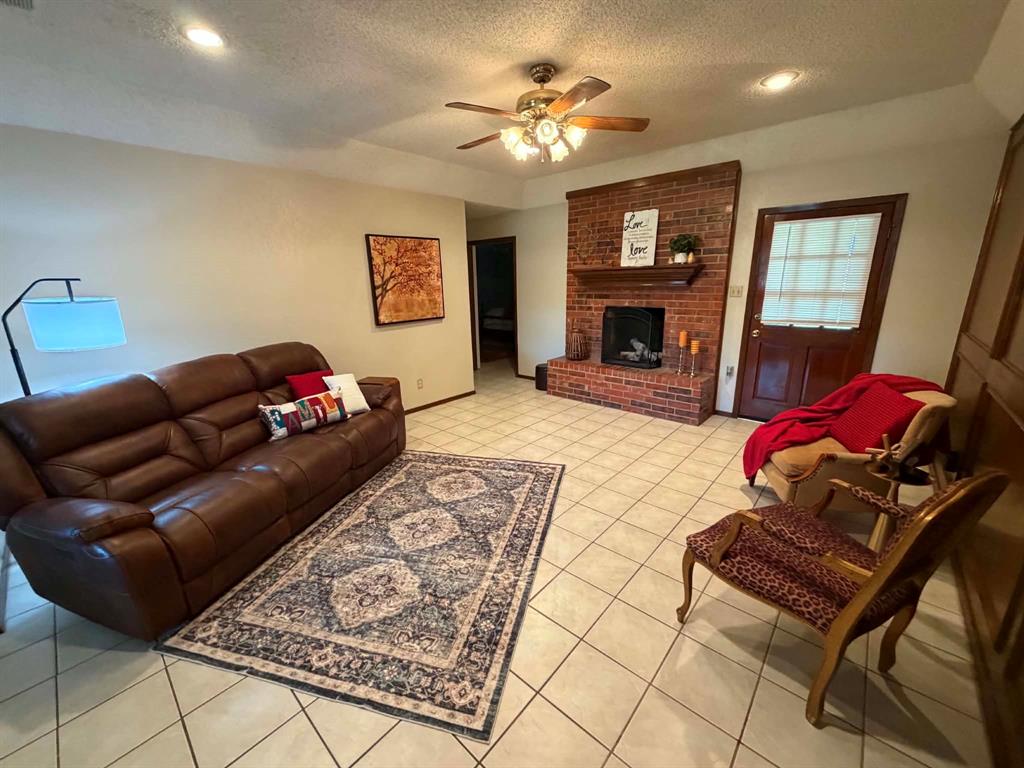 1067 Todd Trail Property Photo 7